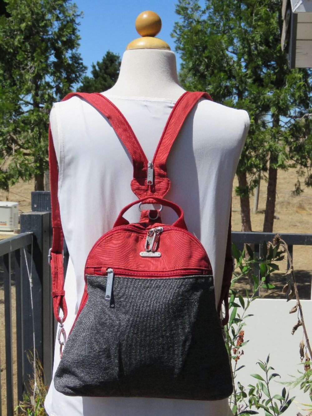 Baggallini Naples Red Convertible Backpack Securtex Anti-theft Travel Sling Bag
